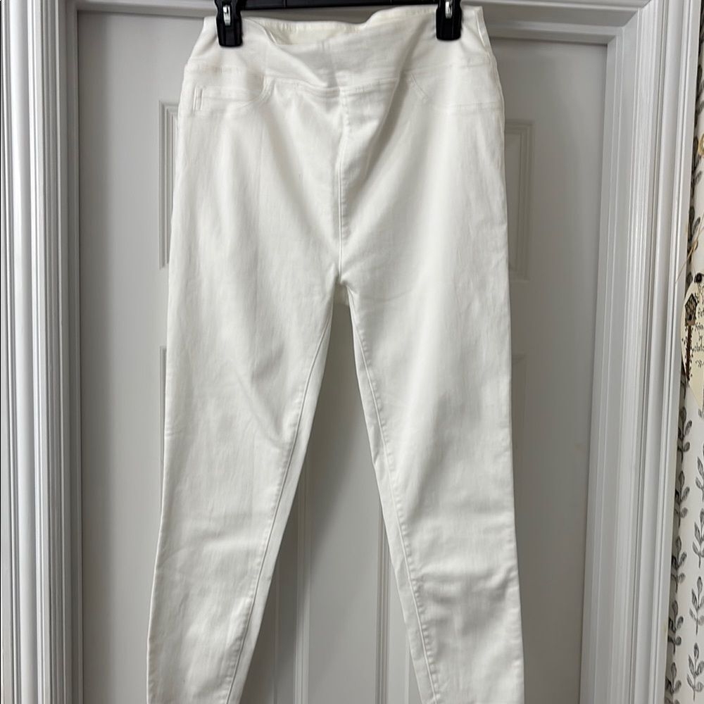 Spanx Jeanish Size pure white pants